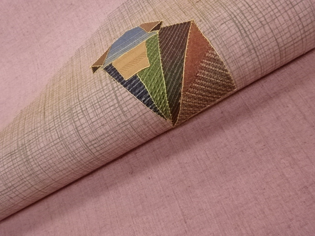  手織り紬金駒刺繍蟹に抽象犬模様袋帯